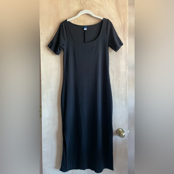 Old Navy Black Rib-Knit Midi Shift Dress M | Stretch Jersey, Short Sleeve - Picture 2 of 11